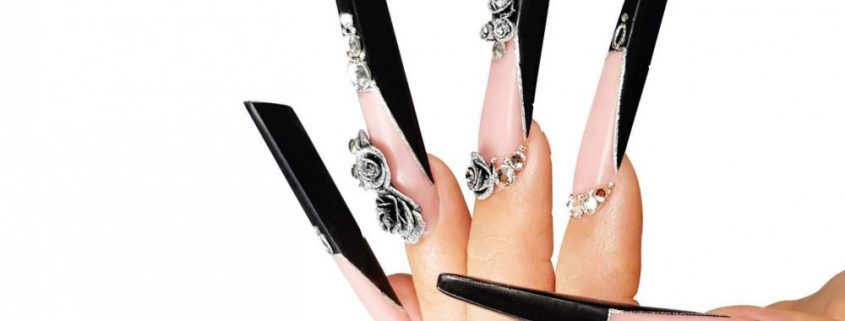 nails
